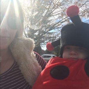 Meet your Posher, Casey